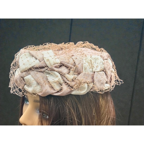 Vintage Women's Saucy Net Fascinator Hat with Fabric Roses Taupe Beige - Picture 4 of 10